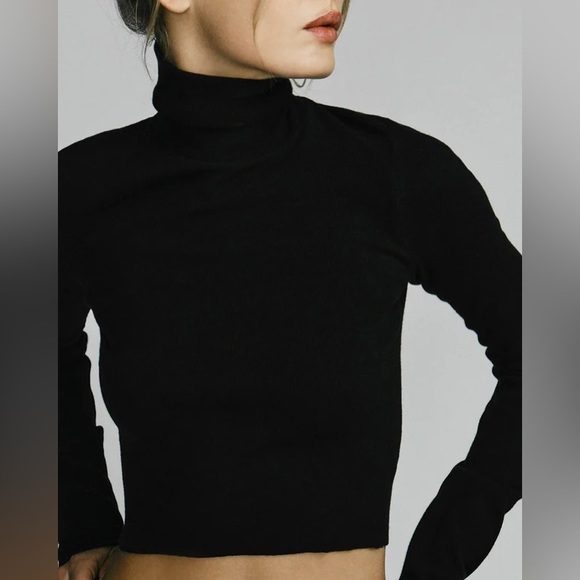 Eterne black Romee Long-Sleeve Jersey Turtleneck Top - Picture 1 of 2